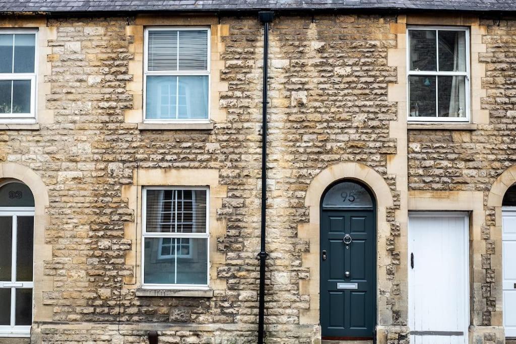 Charming Victorian Townhouse Near Oxford Vila Witney Exterior foto